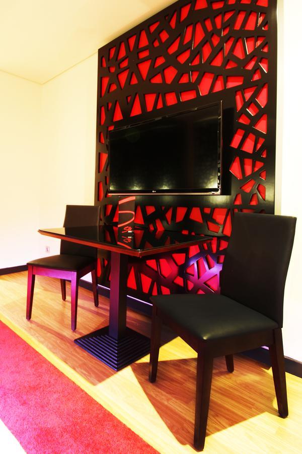 Pedroso Silk Motel מראה חיצוני תמונה